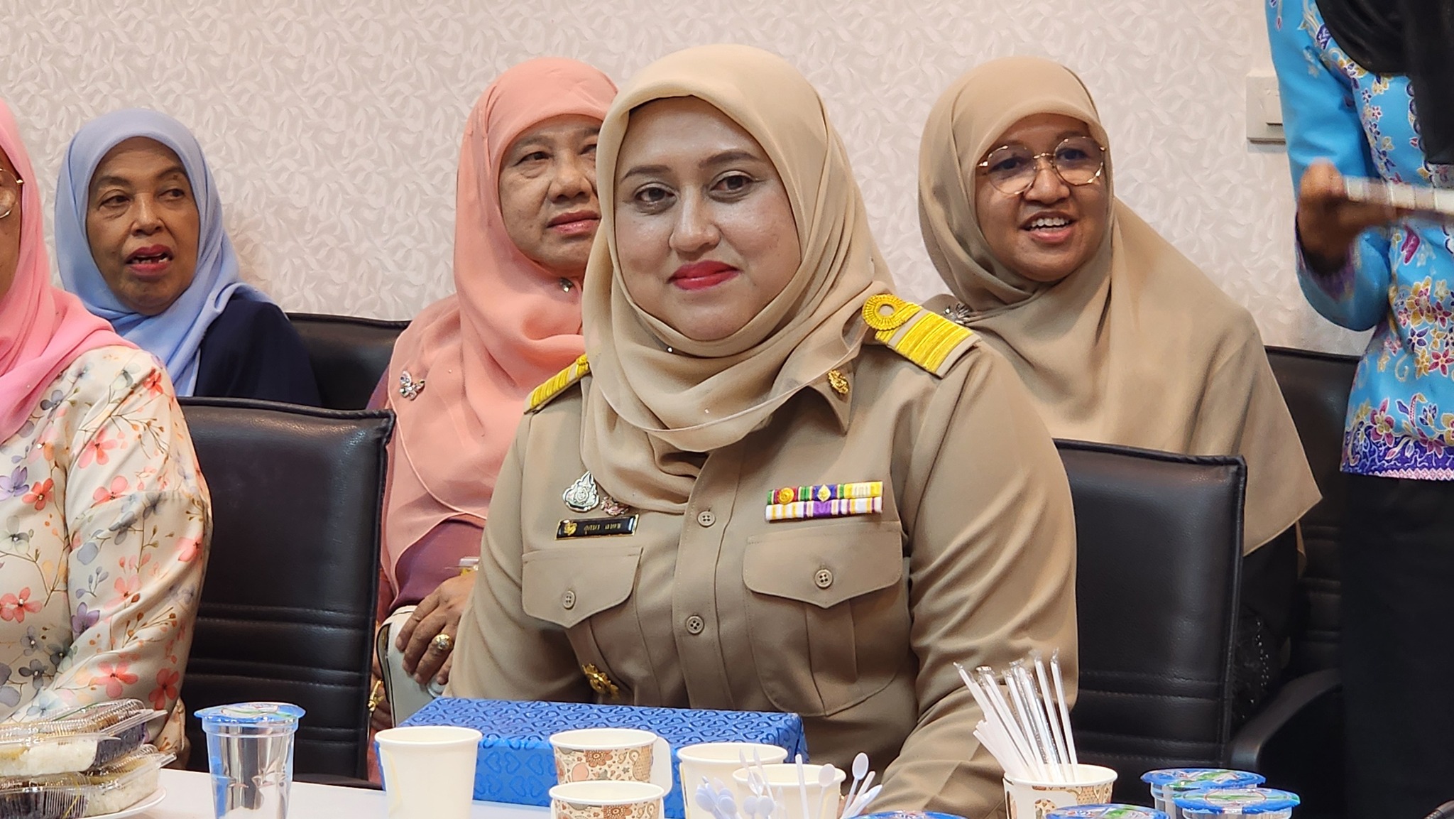 ขอแสดงความยินดี ข้าราชการ และ ยินดีต้อนรับสู่ครอบครัว  🥰 "พัฒนาชุมชน จ.ปัตตานี" 