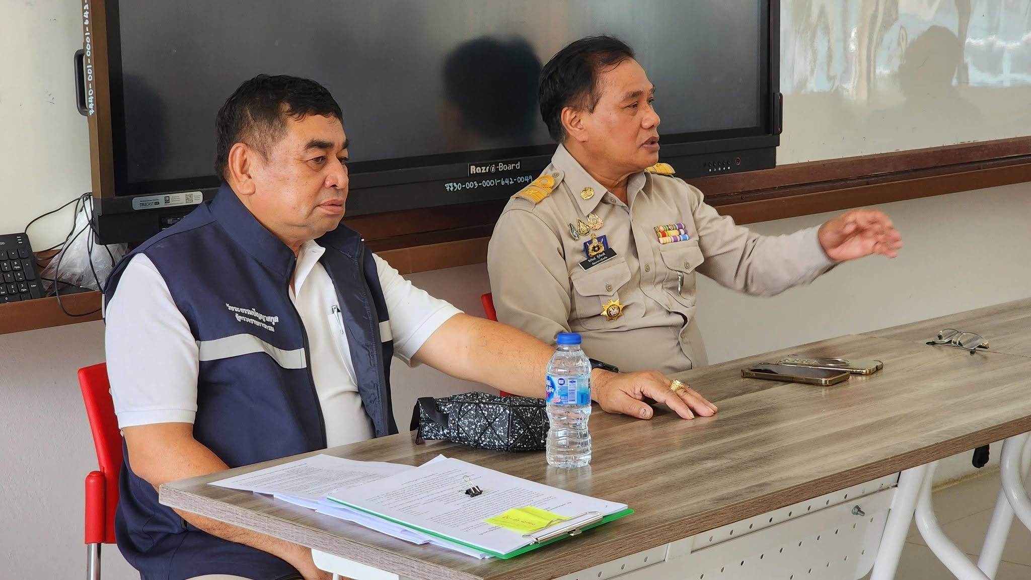 ผู้ตรวจราชการกรมการพัฒนาชุมชน ลงพื้นที่จังหวัดปัตตานี ติดตามผลการจัดสอบวัดความรู้คัดเลือกอาสาพัฒนา (อสพ.รุ่น 78)
